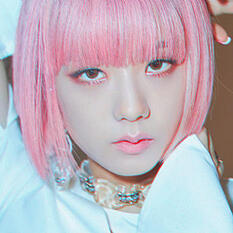 jisoo / estagiária